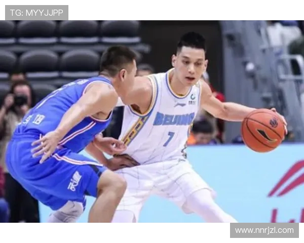 聚焦篮球巨星成长历程与赛场荣耀及未来发展趋势全景剖析深度呈现