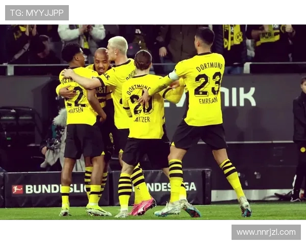 多特蒙德迎战劲敌全力以赴 确保主场优势力争三分 多特蒙德迎战劲敌全力以赴 确保主场优势力争三分