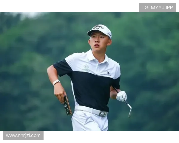 上海飞盘队在世界攀岩锦标赛中的灵活性展现与精彩表现分析